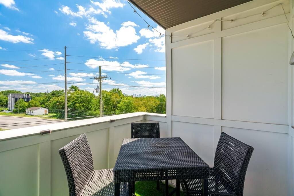 King Bed, Balcony, Covered Patio & Firepit! 8 Minutes From Broadway Nashville Eksteriør bilde