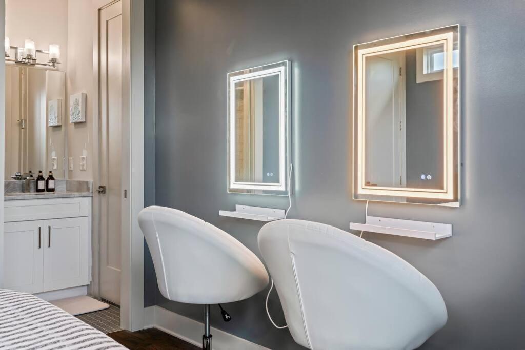 King Bed, Balcony, Covered Patio & Firepit! 8 Minutes From Broadway Nashville Eksteriør bilde