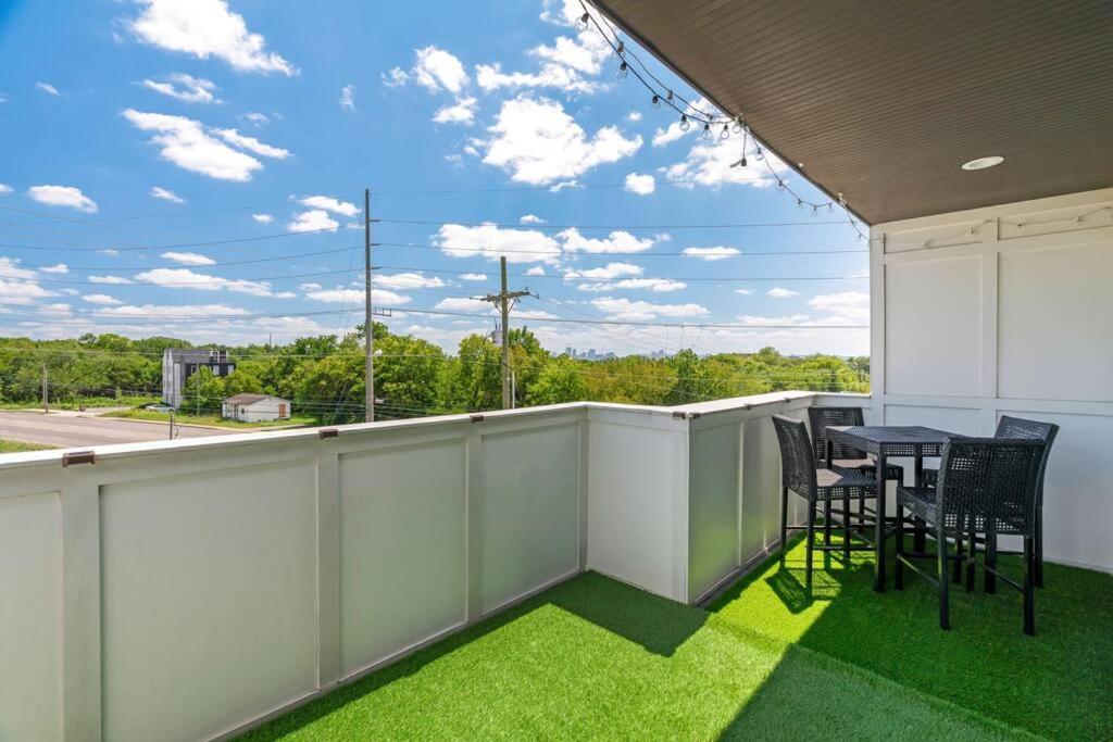 King Bed, Balcony, Covered Patio & Firepit! 8 Minutes From Broadway Nashville Eksteriør bilde