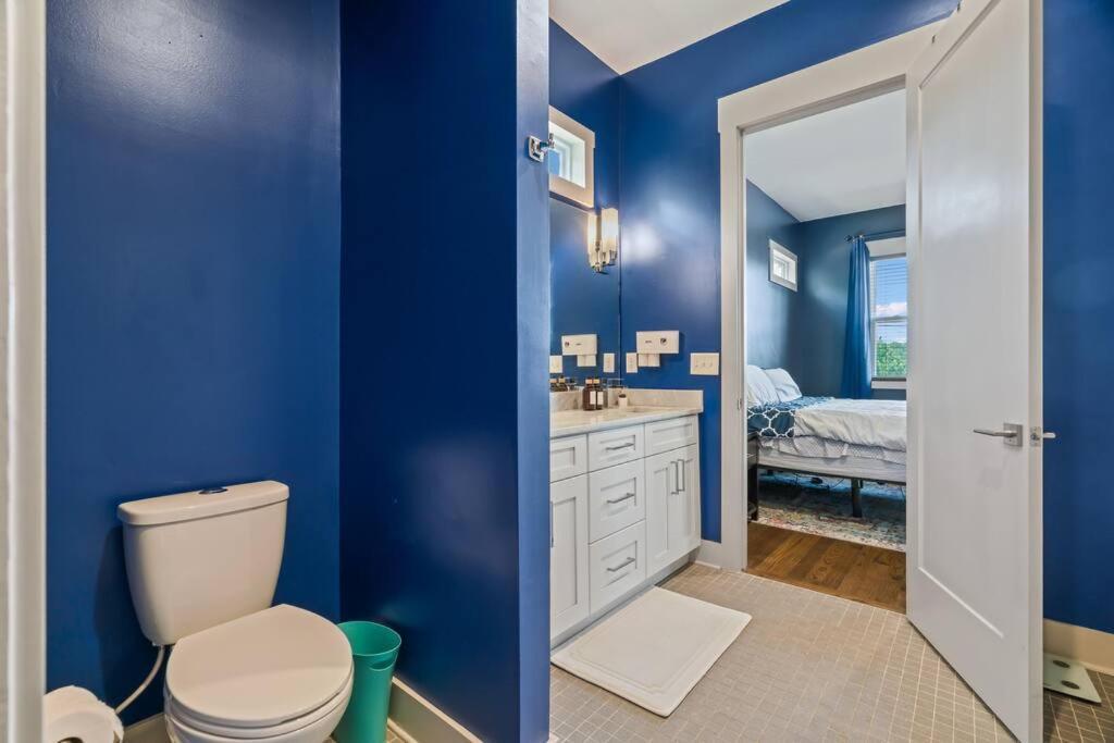 King Bed, Balcony, Covered Patio & Firepit! 8 Minutes From Broadway Nashville Eksteriør bilde