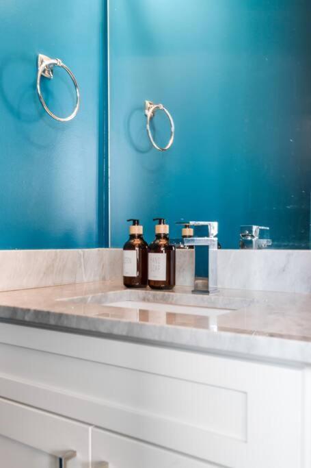 King Bed, Balcony, Covered Patio & Firepit! 8 Minutes From Broadway Nashville Eksteriør bilde